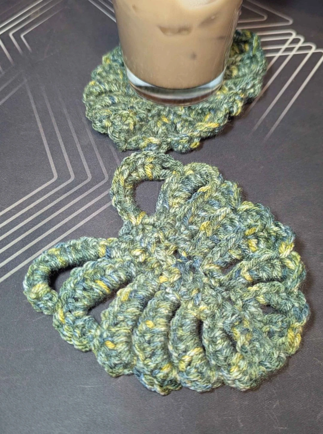 Monstera leaf coasters